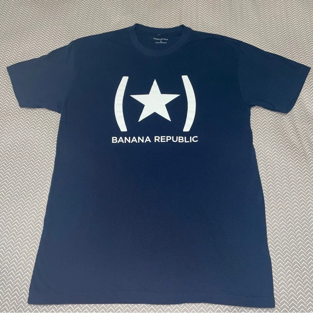 Banana Republic Blue Short Sleeve Tee with Graphic Design